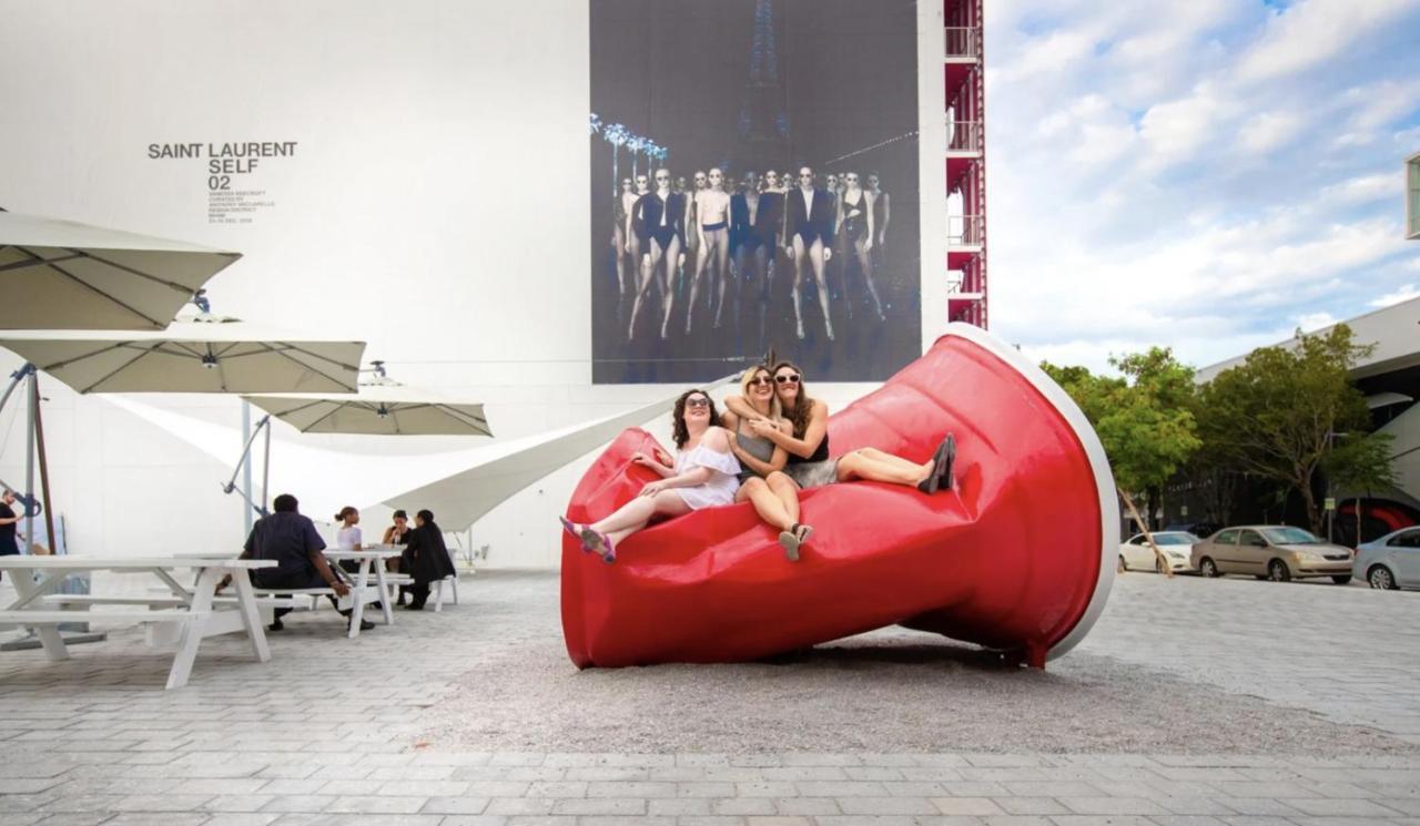 Design District By Midtown, Wynwood, Brickell, 10 Min To The Beach, Free Parking Майами Экстерьер фото